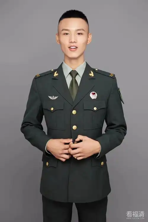 超帅福清00后陆军战士急救车祸受伤市民动人一幕感动