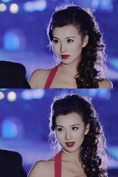 颜值状态跟"万人迷"时期也没差.时光不败美人,姐姐多多营业!