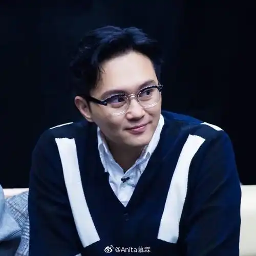 太无聊了 建一个张智霖"帅"图集锦