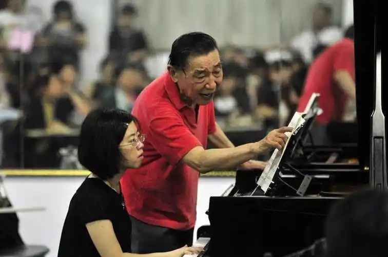 晚年傅聪:婚姻不幸,与子决裂,因车祸无法弹琴,始终自认中国人