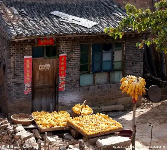 【原创·散文】西窗弯月