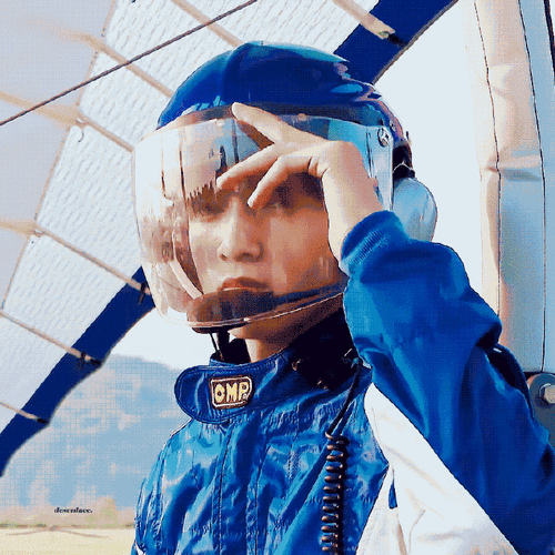 刘耀文cos怪盗基德造型