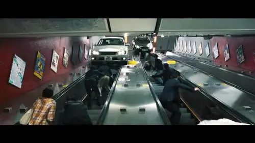 《拆弹专家2》成年末爆款?靠的是把港片三板斧玩到极致