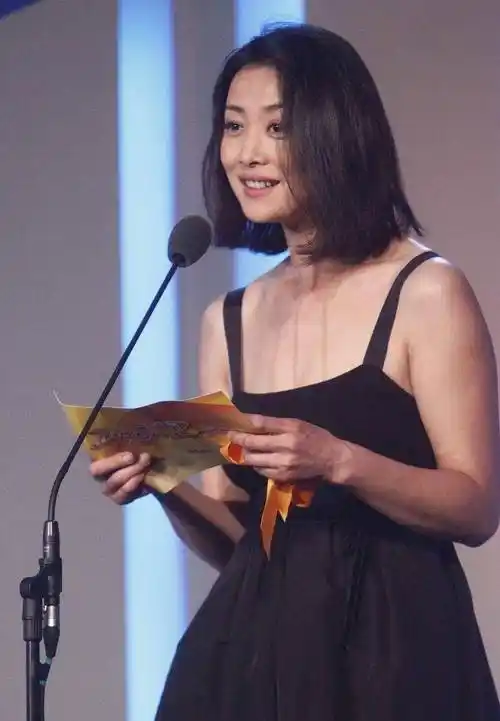 演《过把瘾》的刘蓓,3婚嫁的人让人吃惊,继子之举能否压垮她?