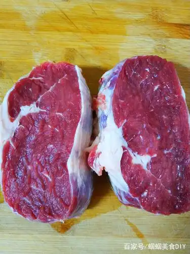 干锅牛肉这样做的话,一个人吃两斤还嫌少,特色香辣牛肉.