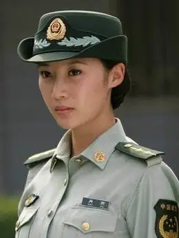 肖燕(赵子惠饰演)