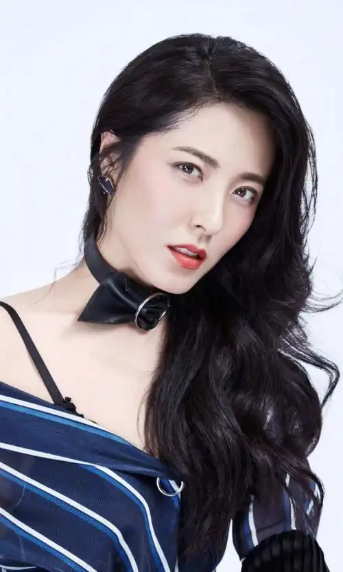 内地演员曾黎唯美写真,这颜值气质太美了,春风十里不及你的美