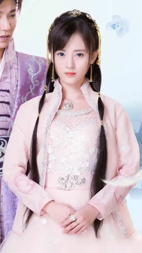 原创当红女星粉红色古装比拼李沁迪丽热巴最美她简直仙女下凡