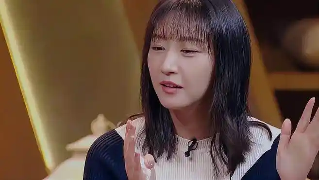 唐一菲对老公告白,要和凌潇肃一起变老,一对亲夫妻丨妻子