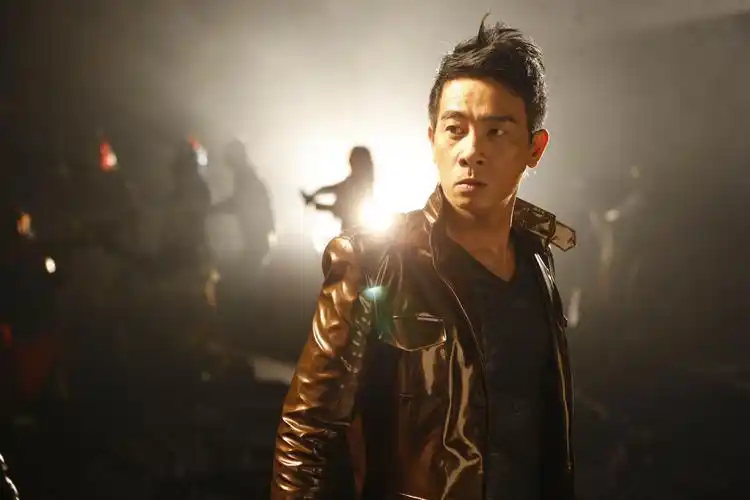 娱乐圈的苦命明星,陈小春家里卖孩子,最后一位被逼做"坏事"