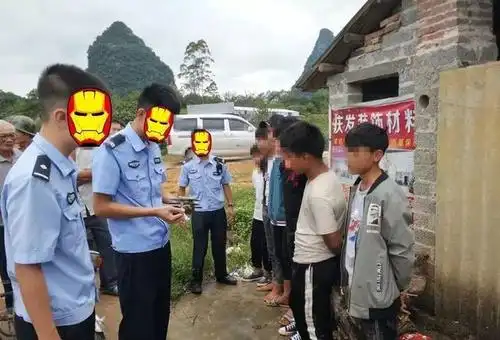 贺州一少年盗车团伙被抓!