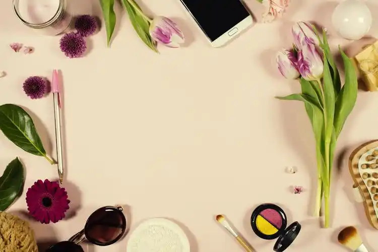 郁金香与化妆品 图片素材下载-底纹背景-背景花边-图片素材 - 集图网