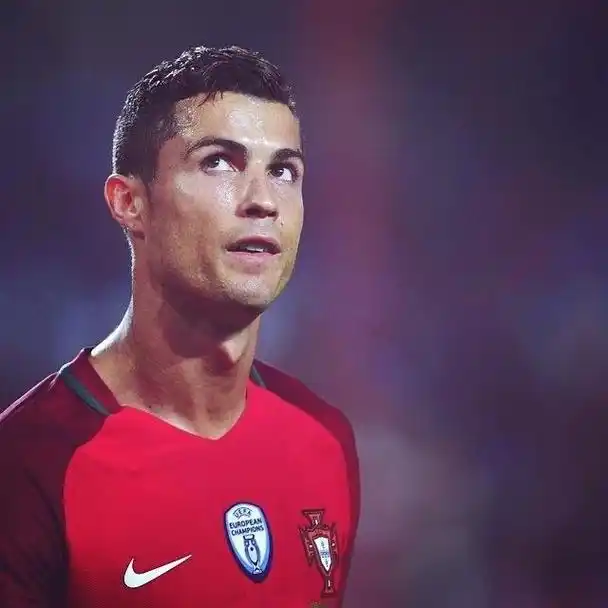 一波c罗帅气高清微信头像赶紧收藏了