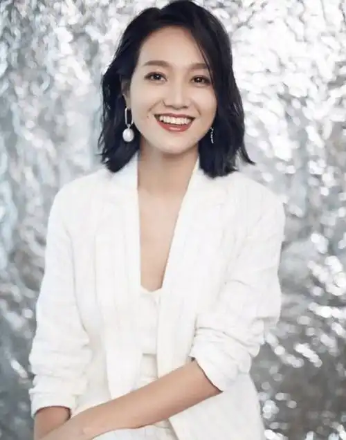 6年后,再看朱丹的婚姻,才明白嫁给周一围是她最好的决定