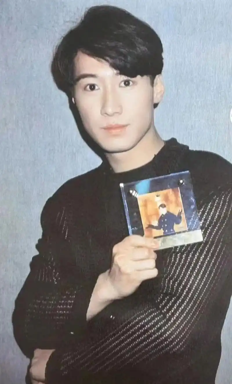 黎明帅气写真集#香港娱乐圈 #黎明 - 抖音