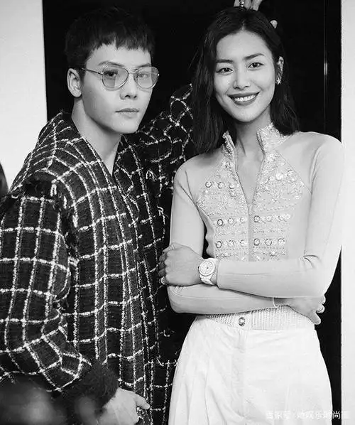 刘雯方否认与陈伟霆恋情 两人曾多次合作拍时尚杂志cp感十足