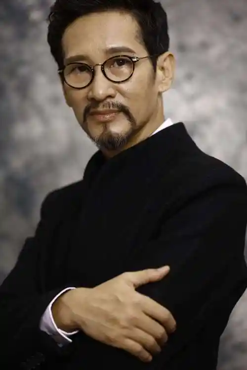 金牌配角老戏骨,几十年演艺生涯,王劲松不愧初心