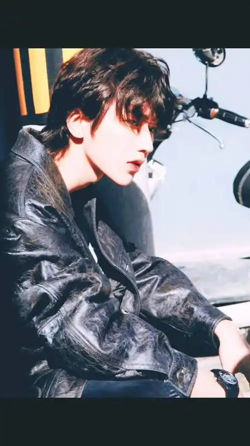 原创音乐人蔡徐坤 诚邀各位都来品品这神仙质感的声音你的声音是燃滗