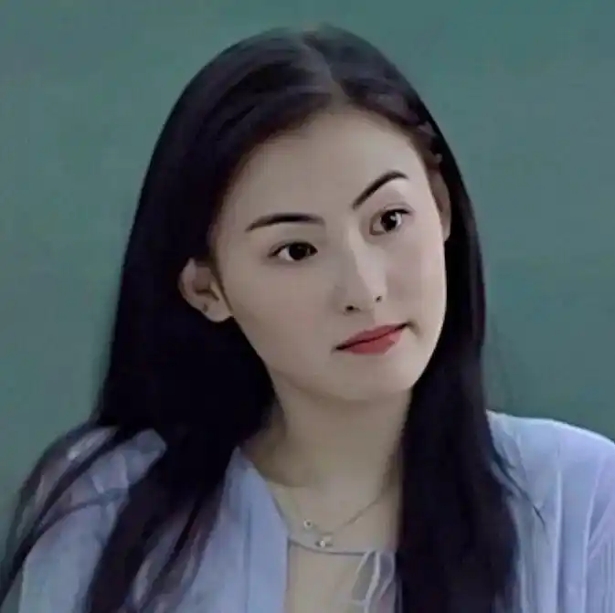 张柏芝不仅沒有中年发福,反而现在看到的是逆势成长