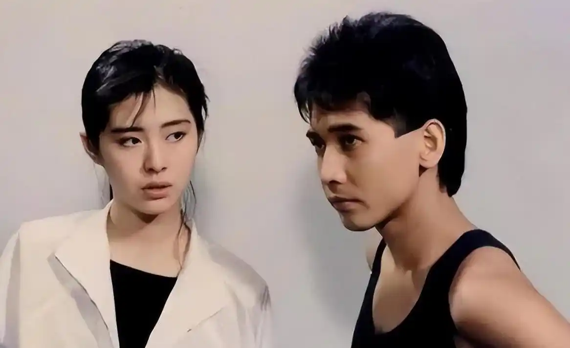 齐秦和王祖贤:错过的爱情 15年前,齐秦和王祖贤曾是娱乐圈最闪耀的一