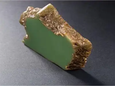 透闪石(硅酸盐)