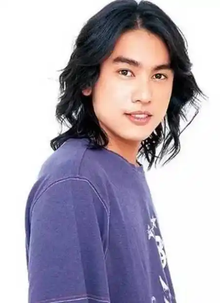 f4各有各的故事,有人卖房卖车,有人任由豪宅变废墟_朱孝天_言承旭