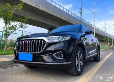 这辆车子还是比较喜欢的,特别是外观,车子的线条设计非常流畅,很耐看.