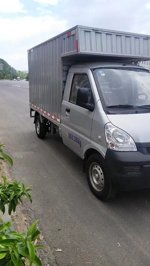 五菱单排荣光厢式货车,21年,走四千多公里!