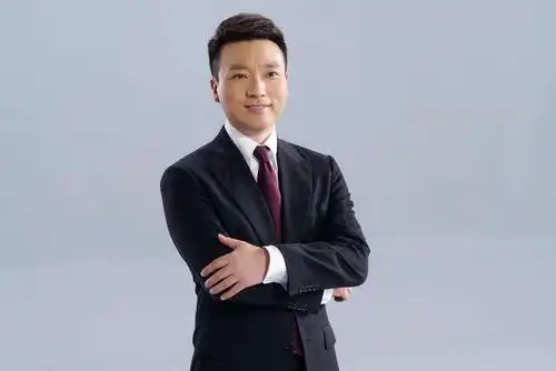 【盘点】央视的帅气男主持们(新增鹅提名)