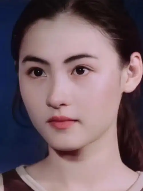 港风美女张柏芝