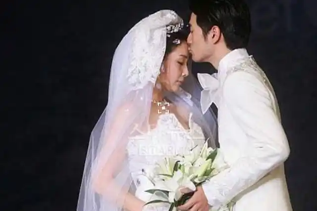 崔智友嫁人生子,老公是圈外人,花钱包养老公?身份成谜