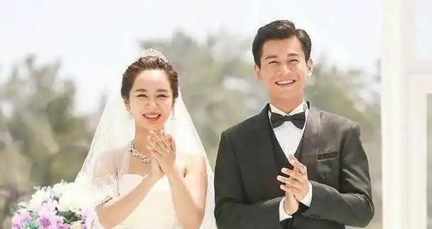 六,乔振宇五,杨志刚霍建华与杨紫在2014年主演战争剧《战长沙》,在剧