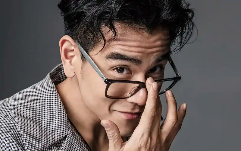 查看原图 上一张 下一张 简介 彭于晏高清帅气