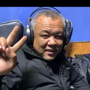 爱说实话的王大爷(有退休工资)头像