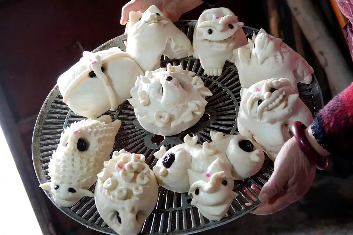 山西晋南巧手蒸花馍欢喜闹元宵