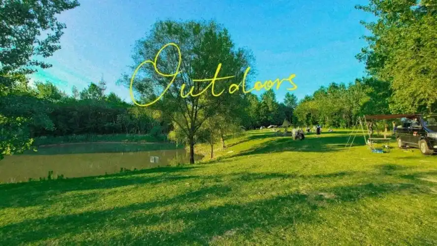 微风吹过的笑脸