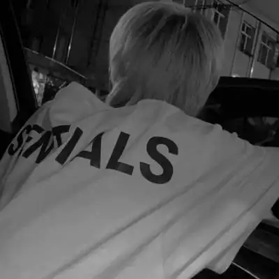 高清男生不露脸帅气的照片头像