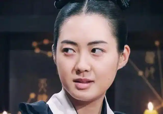 李枖原凭借善德女王爆红23岁闪婚豪门生三胎