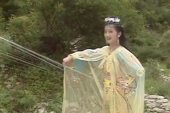 《西游记》蜘蛛精特效,那个年代女演员都害羞,"吐丝"特写由男人代拍