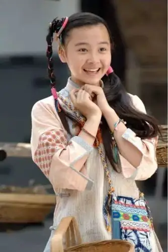 不仅观众非常喜欢她,连剧组的一票演员也是对杨丽晓的演技赞不绝口