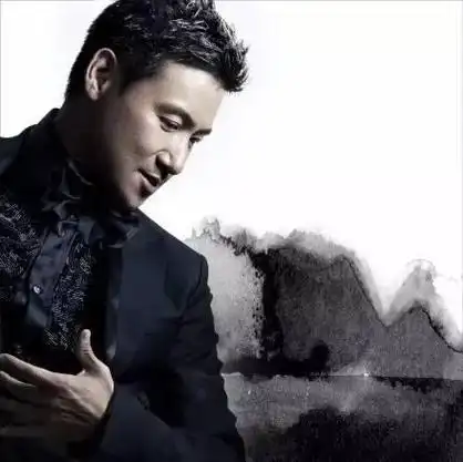 一九八四年,张学友参加了香港十八区业余歌唱大赛,最终获得这次比赛的