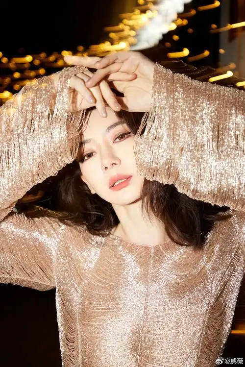 hello时装周##戚薇时尚图鉴