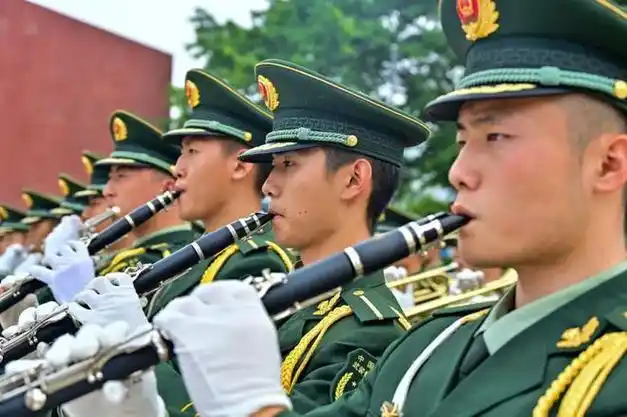 奏响时代华章——武警警官学院隆重举行国庆升旗仪式|军校|军训_网易