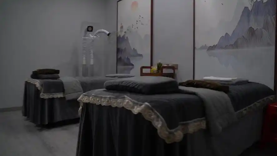 刘丫丫艾灸养生馆落户羊山_加工