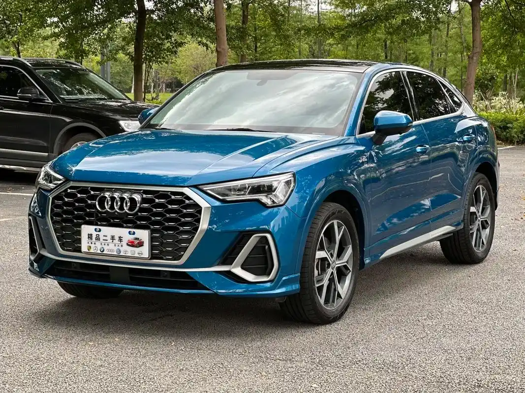 2021年奥迪q3城市suv小越野.2021年奥迪q3 sp - 抖音