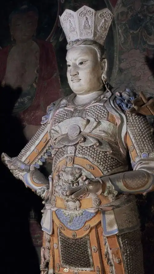 大同善化寺大雄宝殿金代毗沙门天王像,逼真传神,而且是有史以来第一次