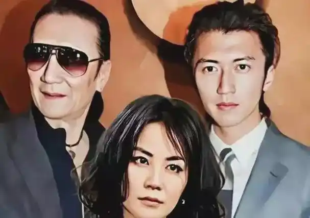 王菲谢霆锋决定结婚,婚礼时间确定了!谢贤这个老父亲高兴坏了!