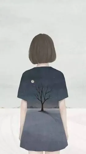 想找一个短发女孩背影有树和月亮的图片