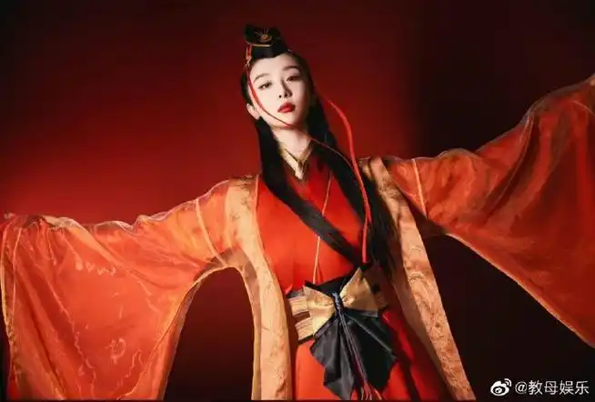 赵小棠东方不败造型##赵小棠江湖侠客红衣造型