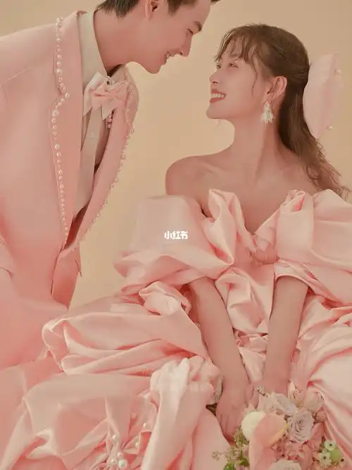 彩纱婚纱照太美了
